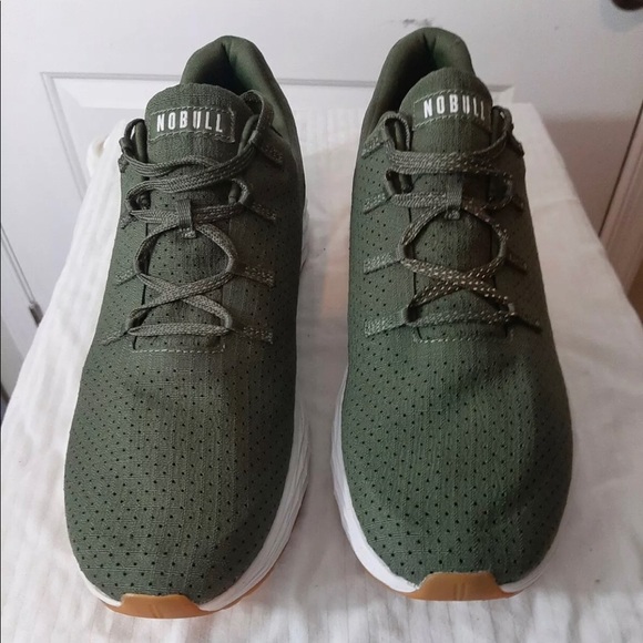 black ripstop runner